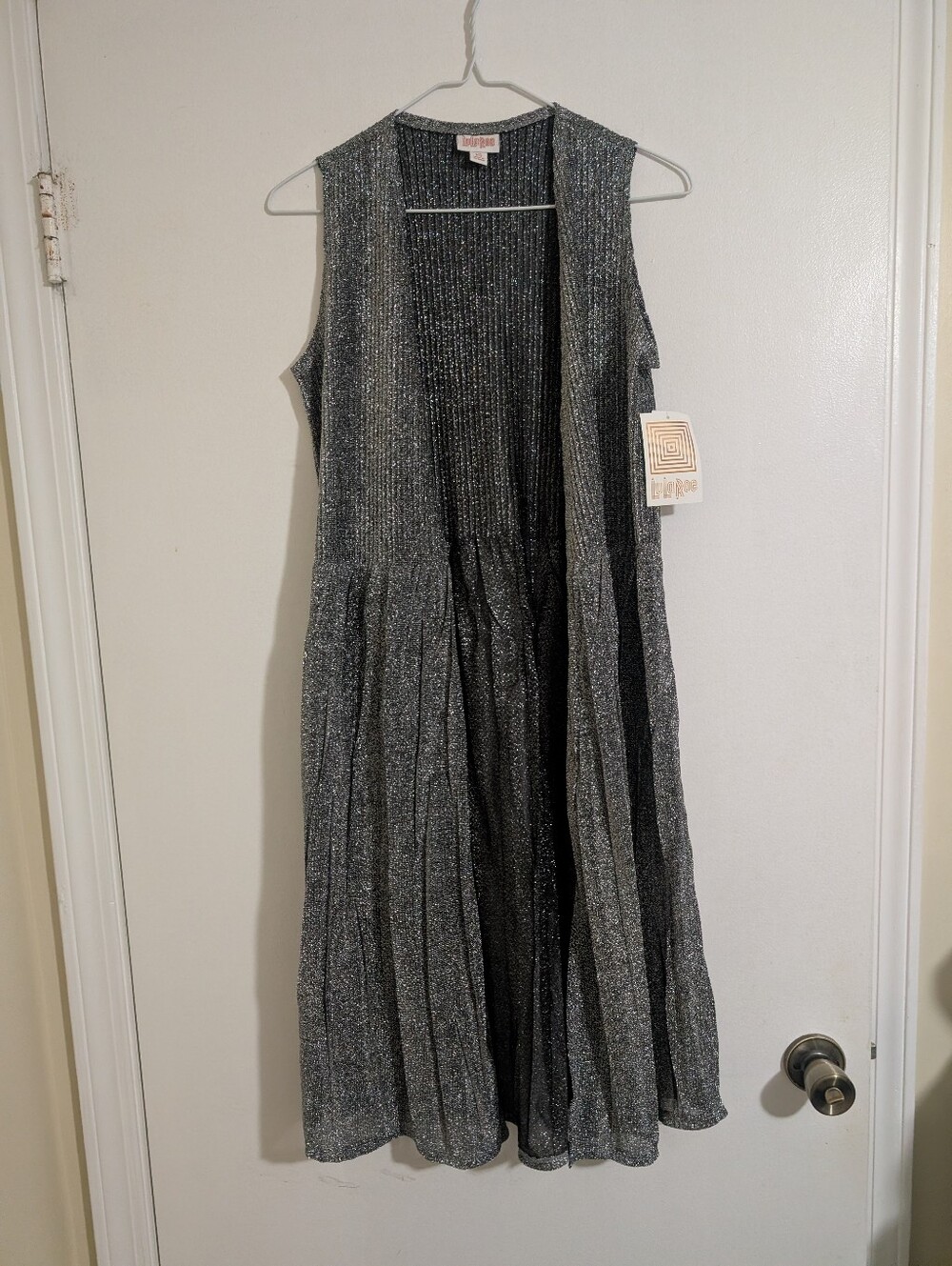 NWT LuLaRoe Joy Duster Vest Metallic Silver Black Shimmer Pleated XS Festive